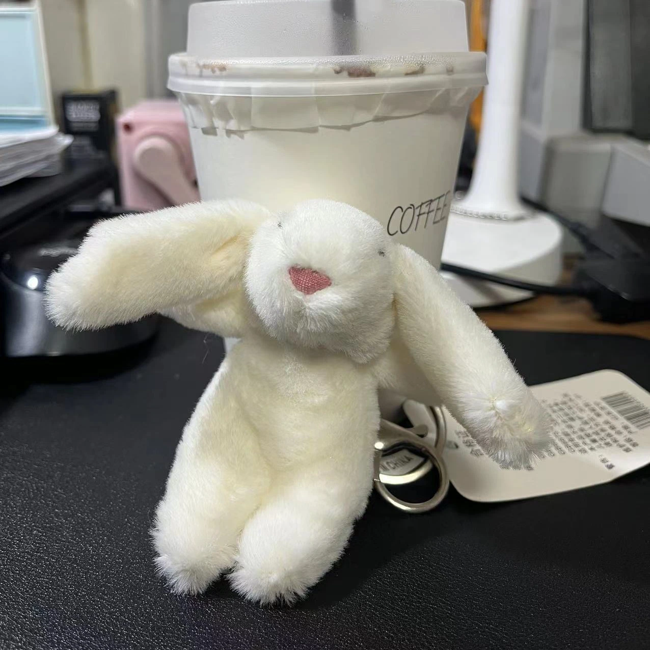 봉제 인형 귀여운 만화 토끼 열쇠고리 사랑스러운 폼폼  - Car Accessories Toy 리뷰 및 가격